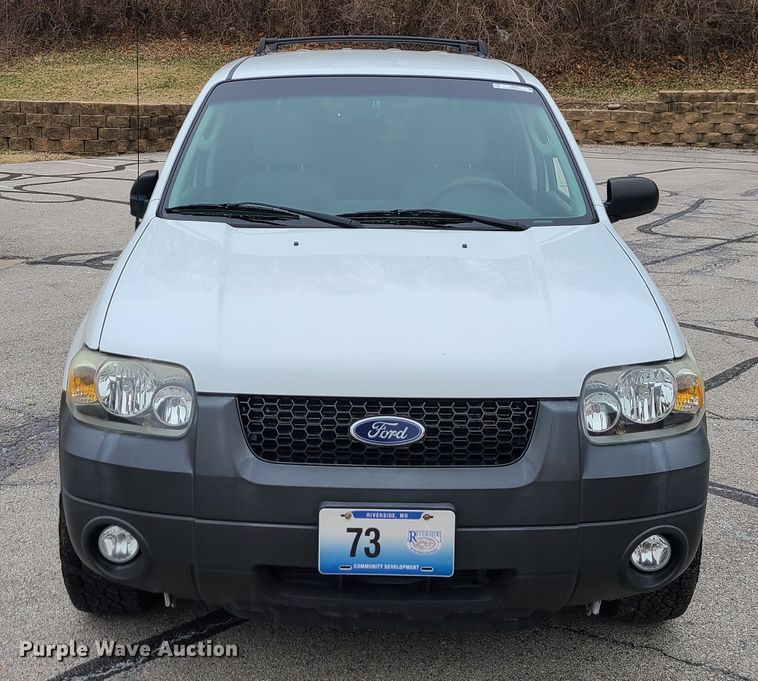 image for item IF9403 2007 Ford Escape XLT  SUV