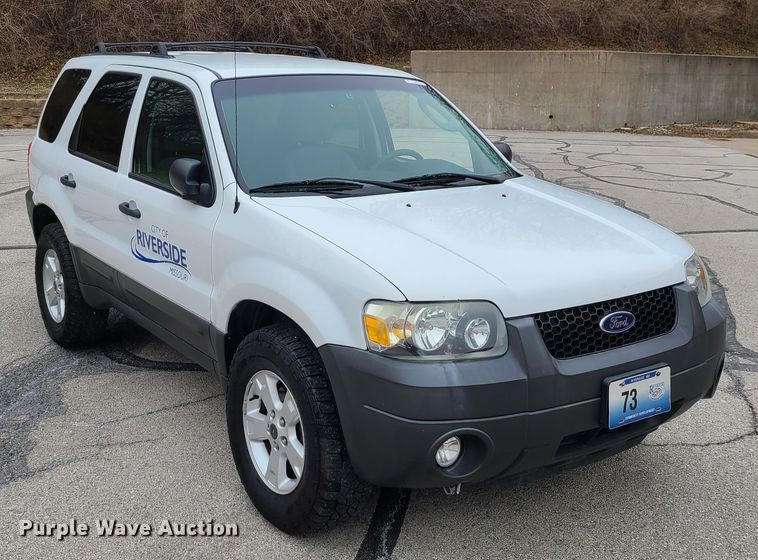 image for item IF9403 2007 Ford Escape XLT  SUV
