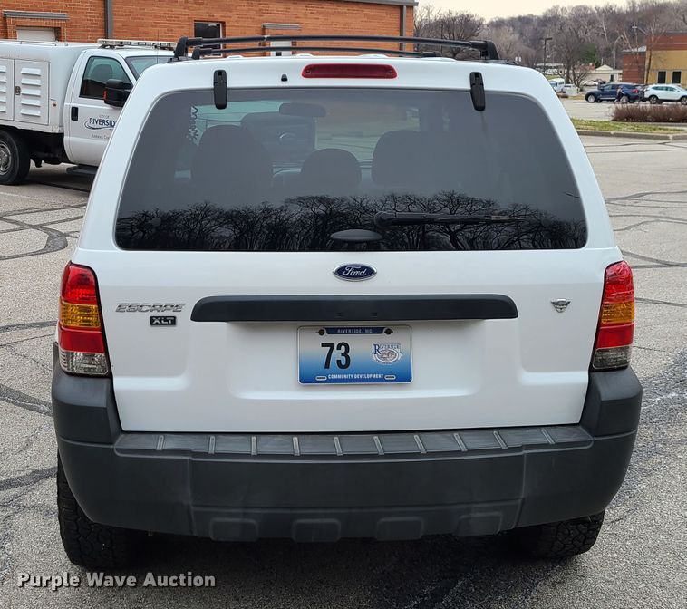 image for item IF9403 2007 Ford Escape XLT  SUV