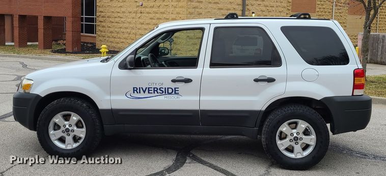 image for item IF9403 2007 Ford Escape XLT  SUV