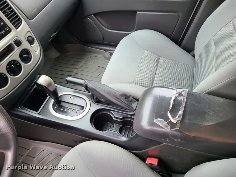 image for item IF9403 2007 Ford Escape XLT  SUV