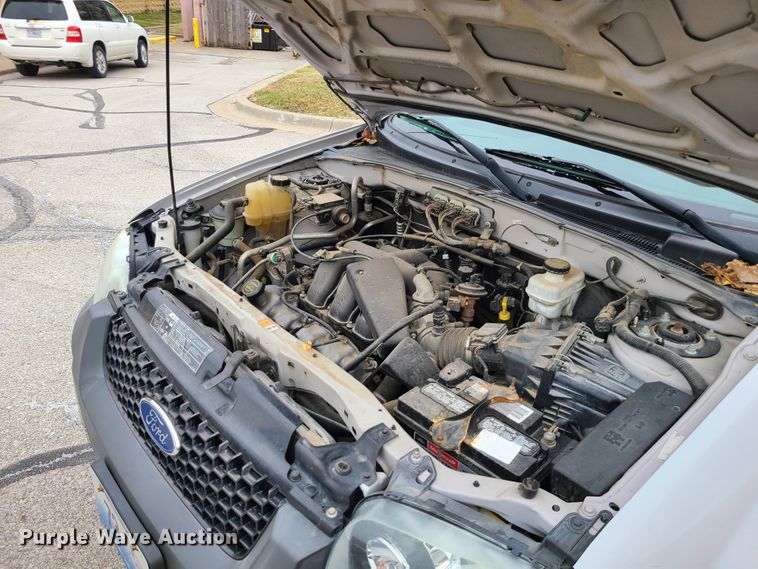 image for item IF9403 2007 Ford Escape XLT  SUV