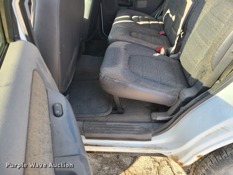 image for item IF9411 2004 Ford Explorer  SUV