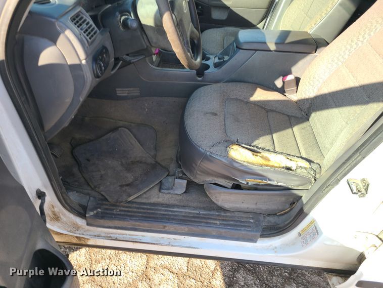 image for item IF9411 2004 Ford Explorer  SUV