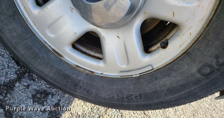 image for item IF9411 2004 Ford Explorer  SUV