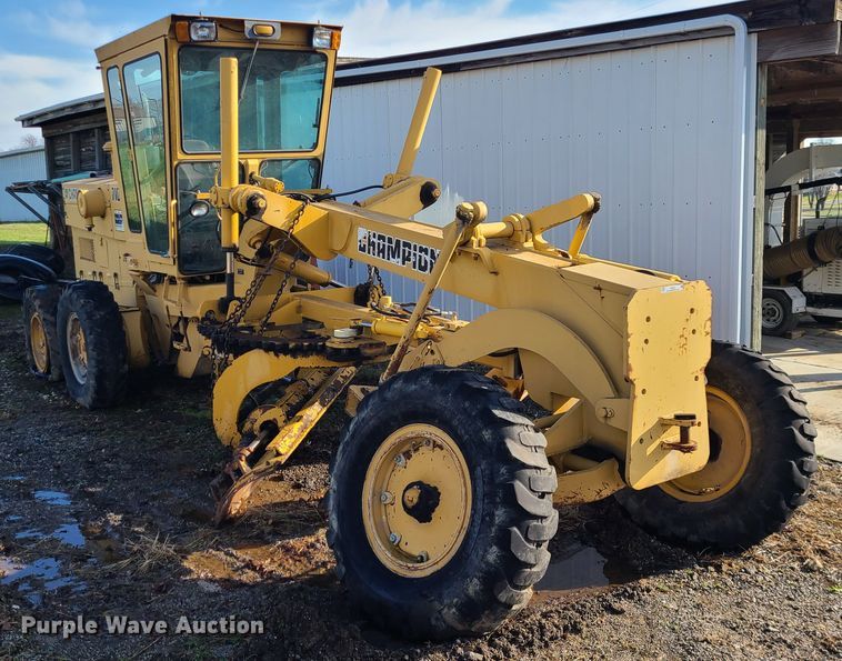 image for item IF9412 Champion 710A  motor grader
