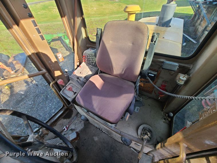 image for item IF9412 Champion 710A  motor grader