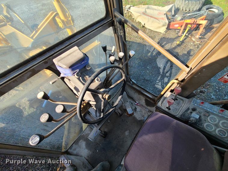 image for item IF9412 Champion 710A  motor grader