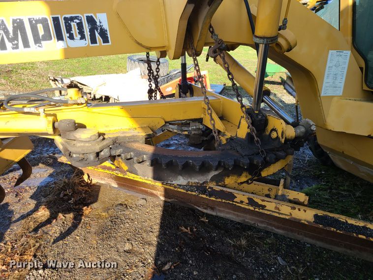 image for item IF9412 Champion 710A  motor grader