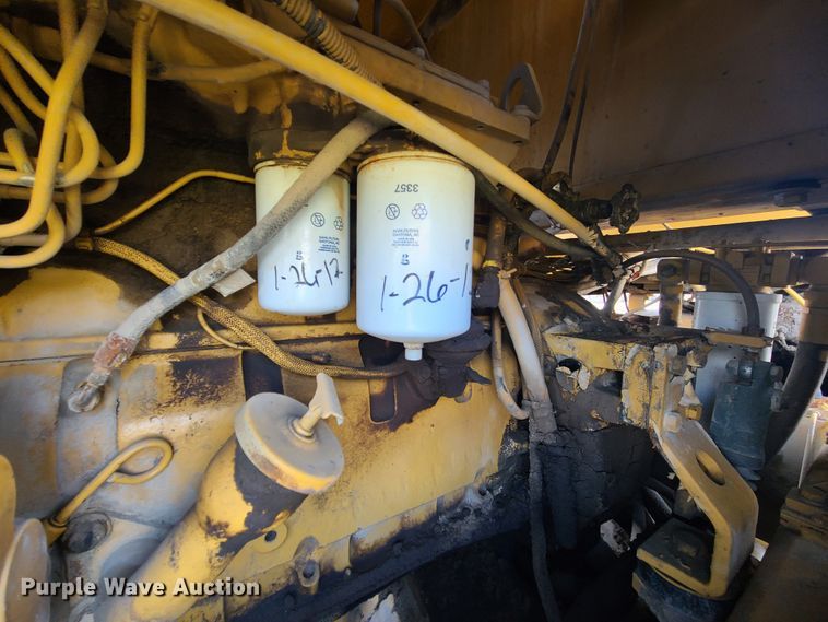 image for item IF9412 Champion 710A  motor grader