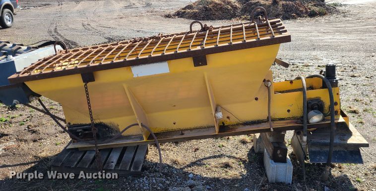 image for item IF9415 Fiberglass Spreader Co.  spreader