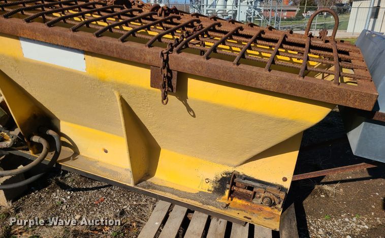 image for item IF9415 Fiberglass Spreader Co.  spreader