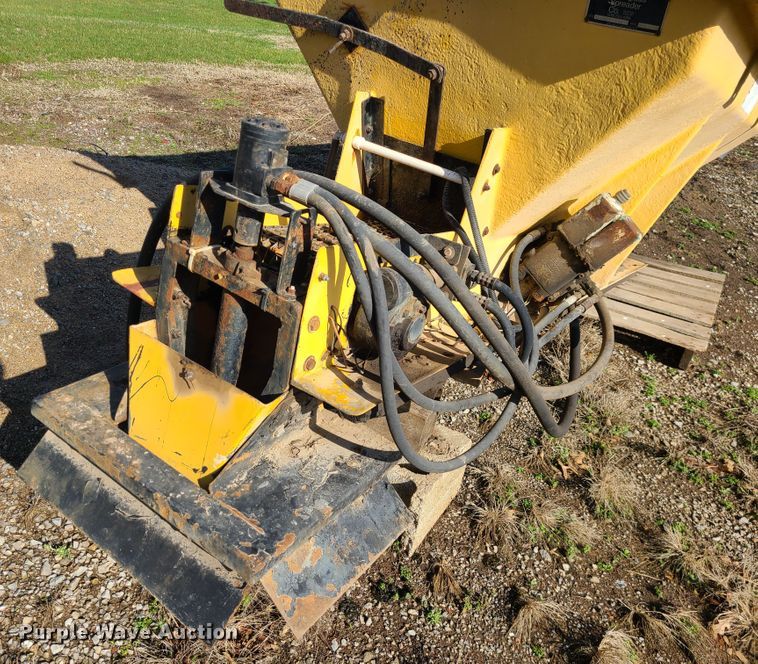 image for item IF9415 Fiberglass Spreader Co.  spreader