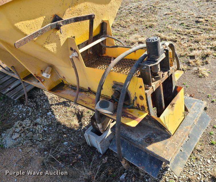 image for item IF9415 Fiberglass Spreader Co.  spreader