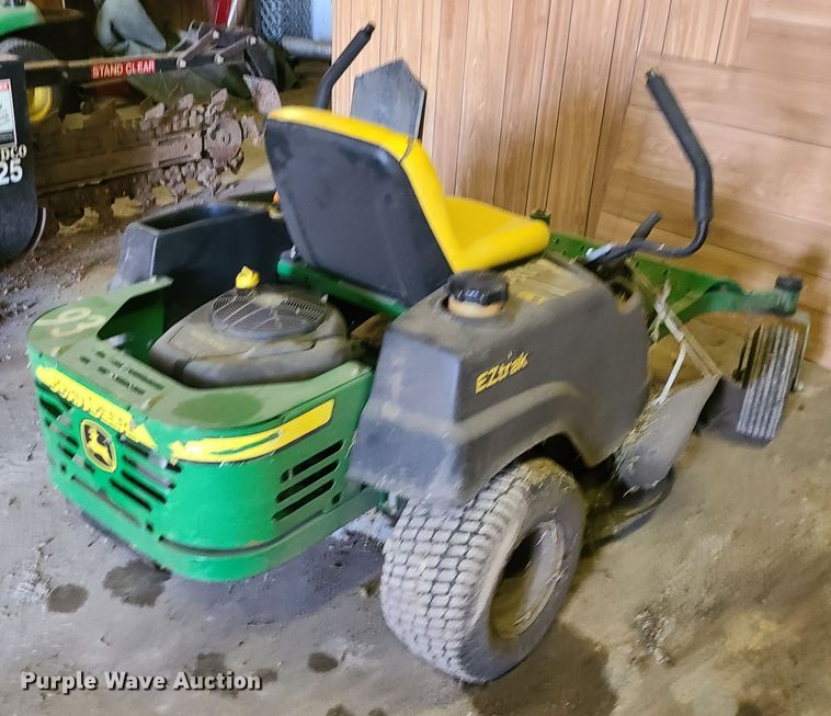 image for item IF9417 John Deere Z225  ZTR lawn mower