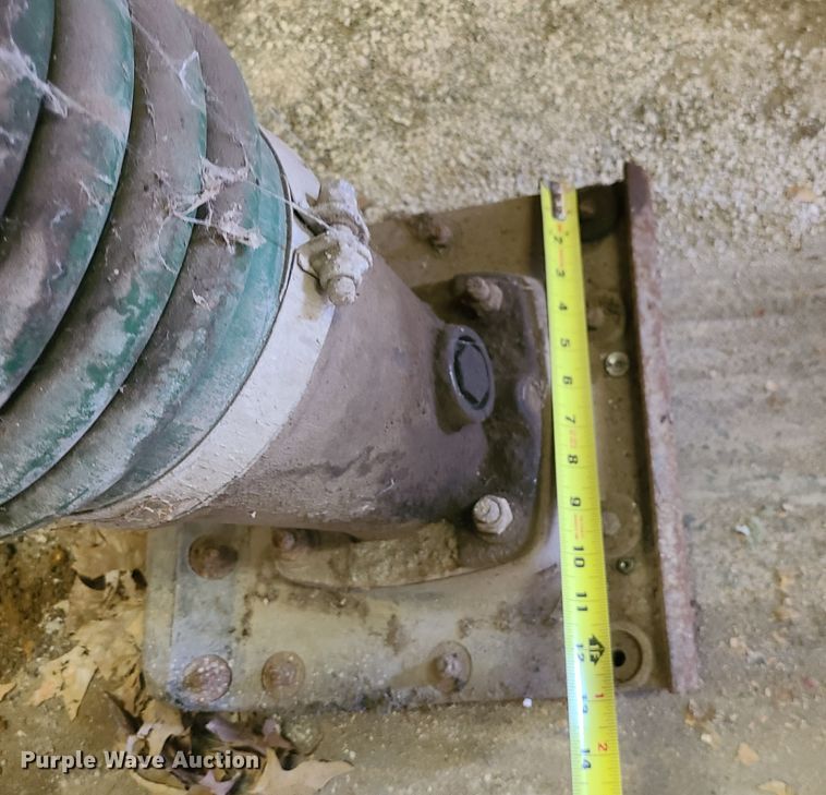 image for item IF9418 Lawn equipment