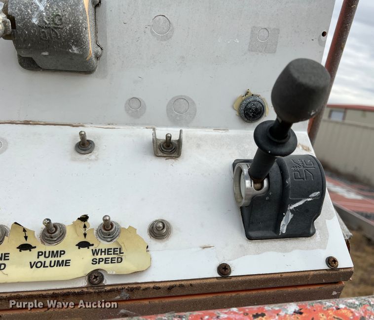 image for item IG9304 1997 JLG 40H  boom lift