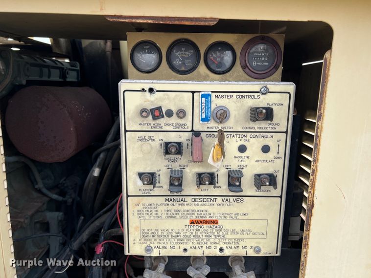 image for item IG9304 1997 JLG 40H  boom lift