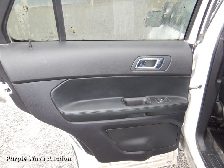 image for item JJ9210 2017 Ford Explorer Police Interceptor  SUV