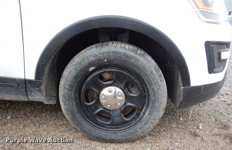 image for item JJ9210 2017 Ford Explorer Police Interceptor  SUV