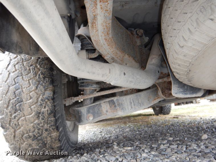 image for item JJ9212 2004 Ford Explorer  SUV