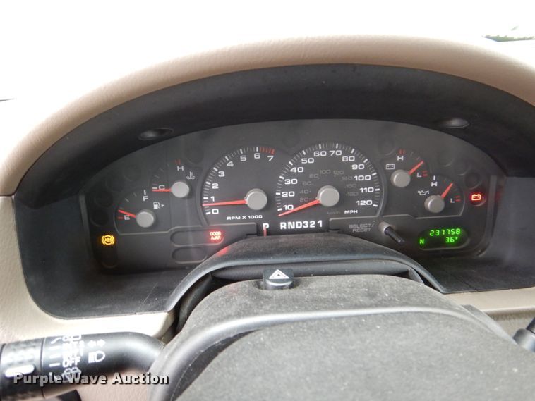 image for item JJ9212 2004 Ford Explorer  SUV