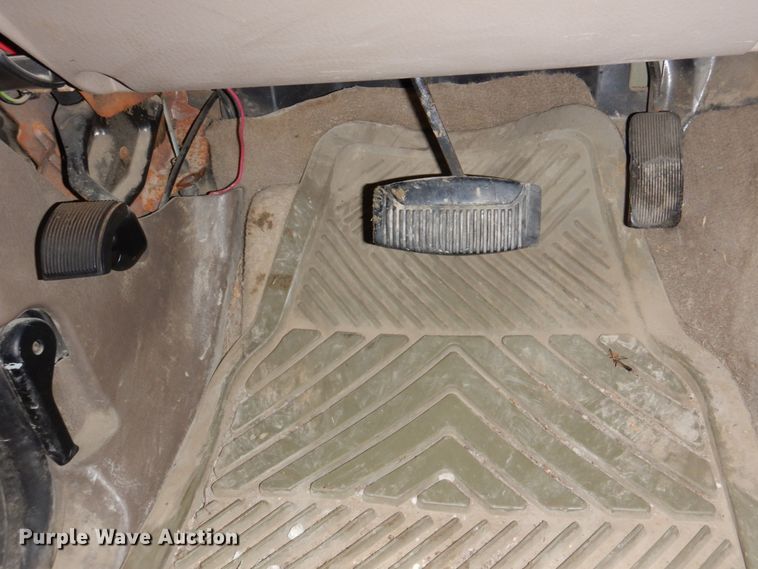 image for item JJ9212 2004 Ford Explorer  SUV