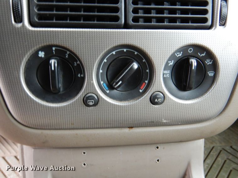 image for item JJ9212 2004 Ford Explorer  SUV