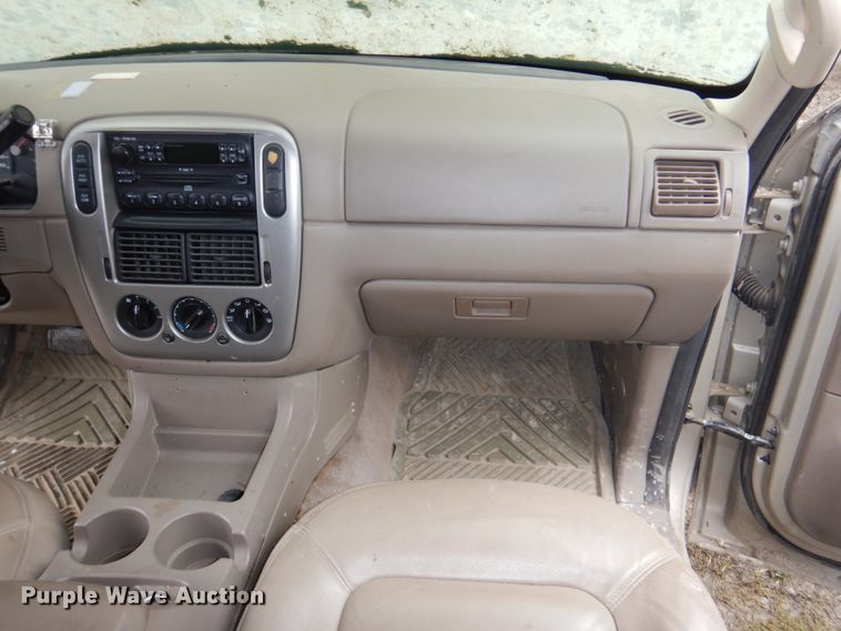 image for item JJ9212 2004 Ford Explorer  SUV