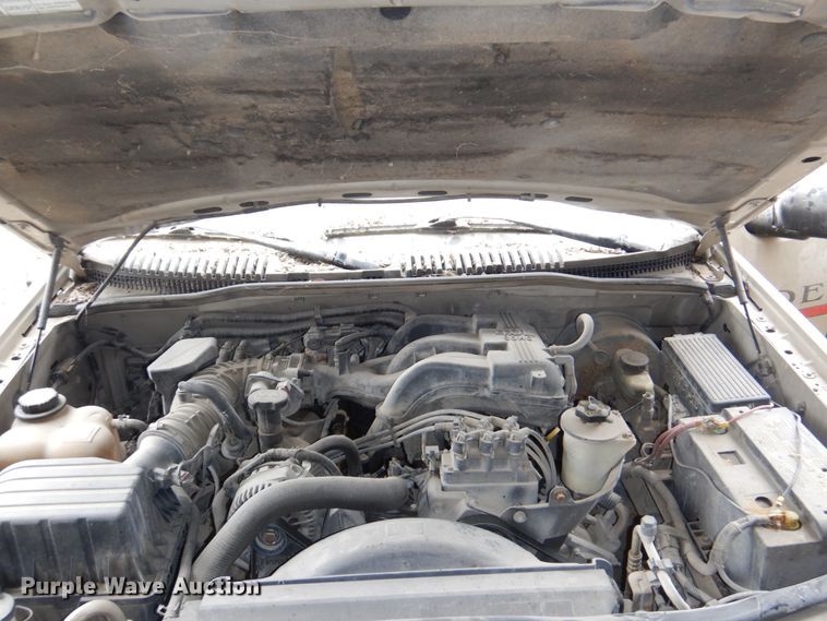 image for item JJ9212 2004 Ford Explorer  SUV