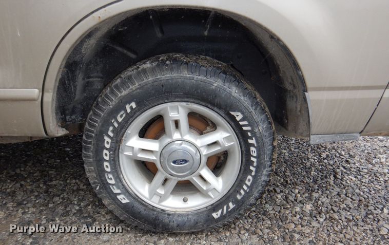 image for item JJ9212 2004 Ford Explorer  SUV