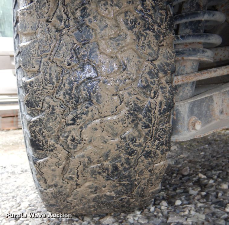 image for item JJ9212 2004 Ford Explorer  SUV