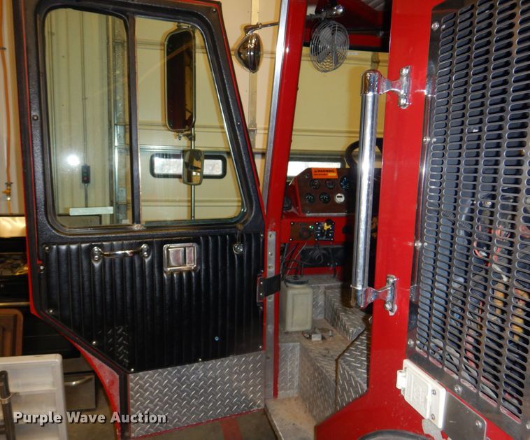 image for item JJ9214 1986 Hale  pumper fire truck