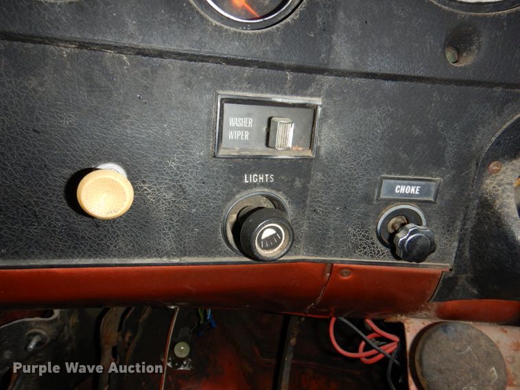 image for item JJ9215 1979 Chevrolet C70  flatbed truck with water tank