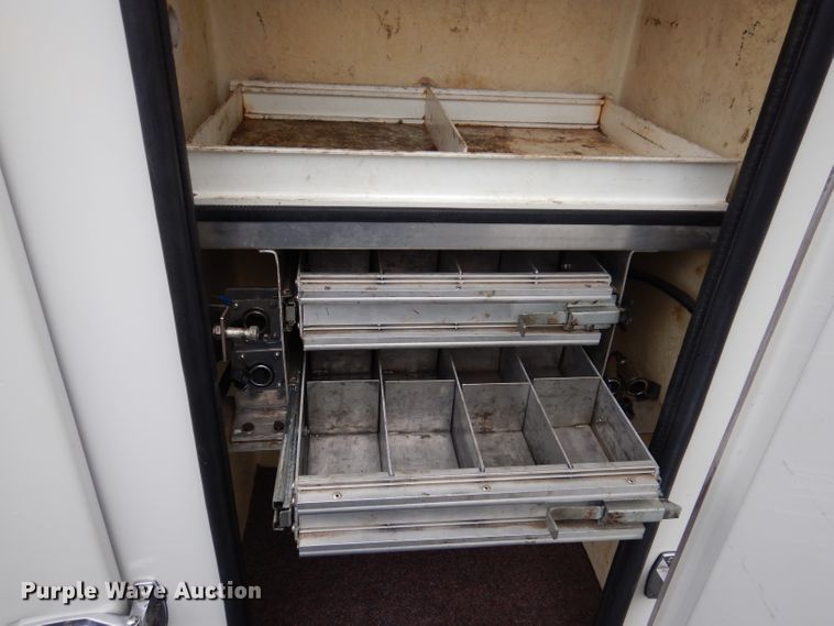 image for item JK9489 2001 Freightliner FL70  bucket truck