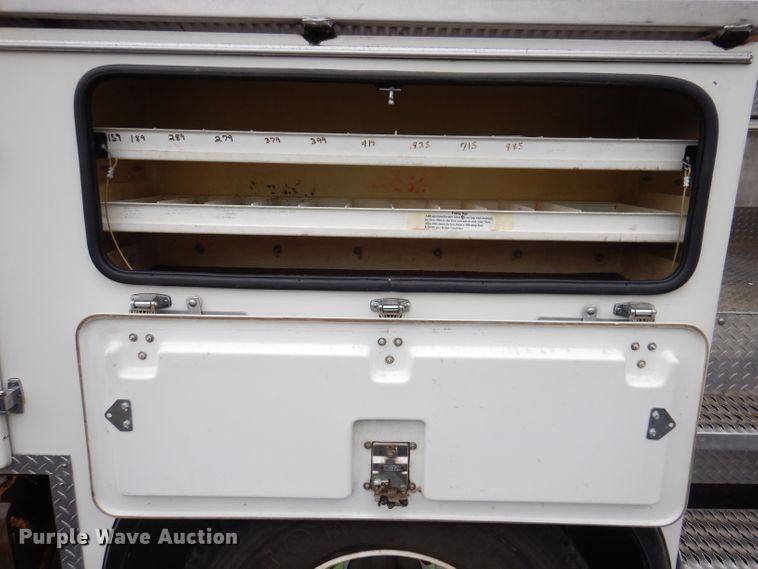 image for item JK9489 2001 Freightliner FL70  bucket truck