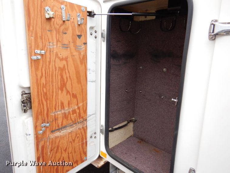 image for item JK9489 2001 Freightliner FL70  bucket truck