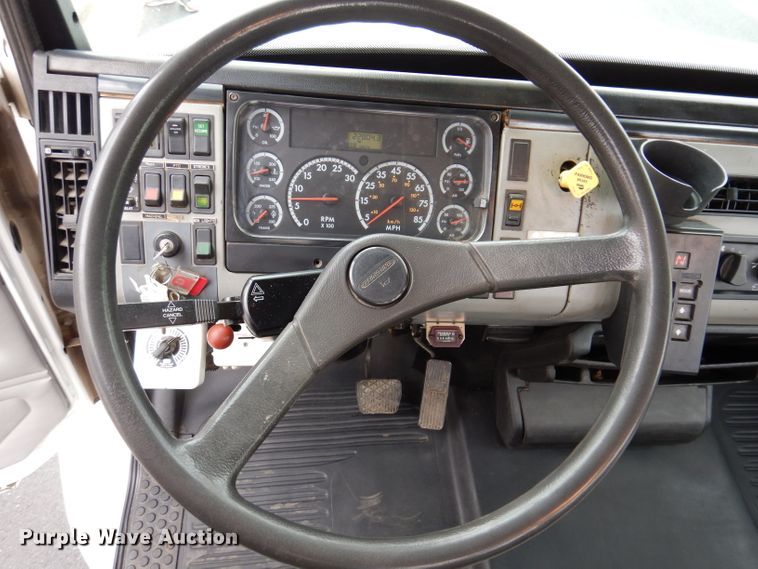 image for item JK9489 2001 Freightliner FL70  bucket truck