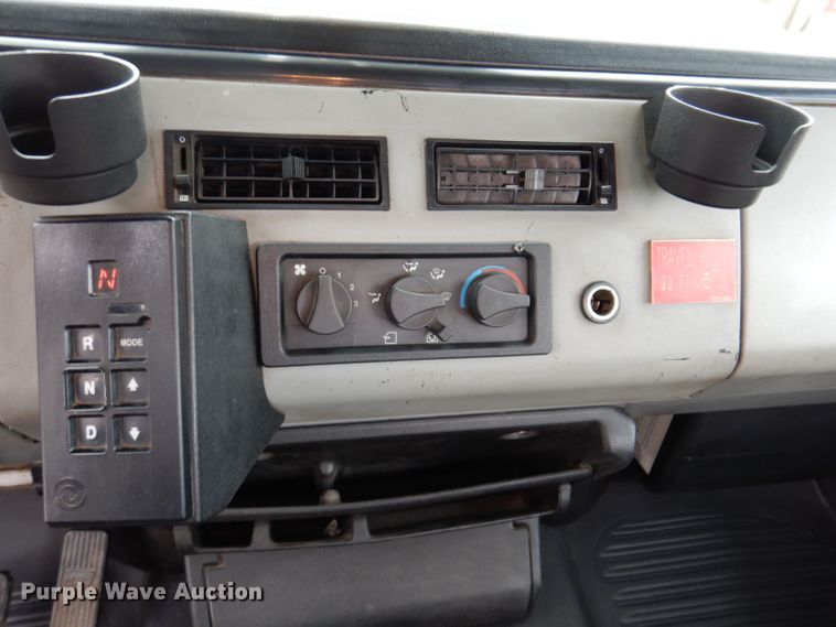 image for item JK9489 2001 Freightliner FL70  bucket truck