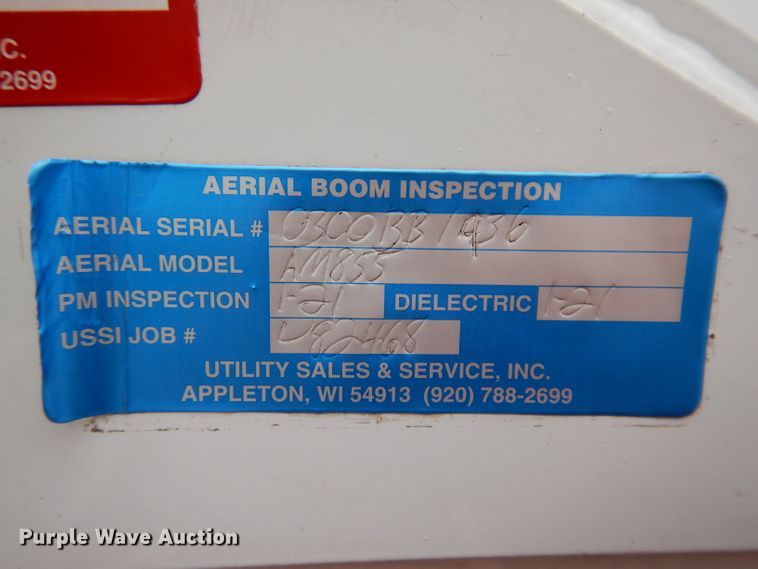 image for item JK9489 2001 Freightliner FL70  bucket truck