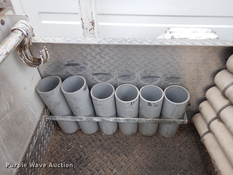 image for item JK9489 2001 Freightliner FL70  bucket truck