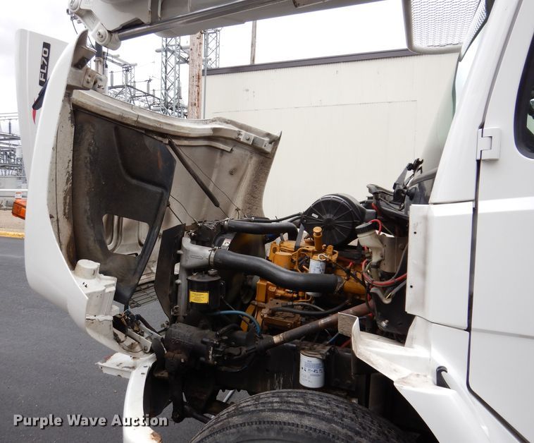 image for item JK9489 2001 Freightliner FL70  bucket truck