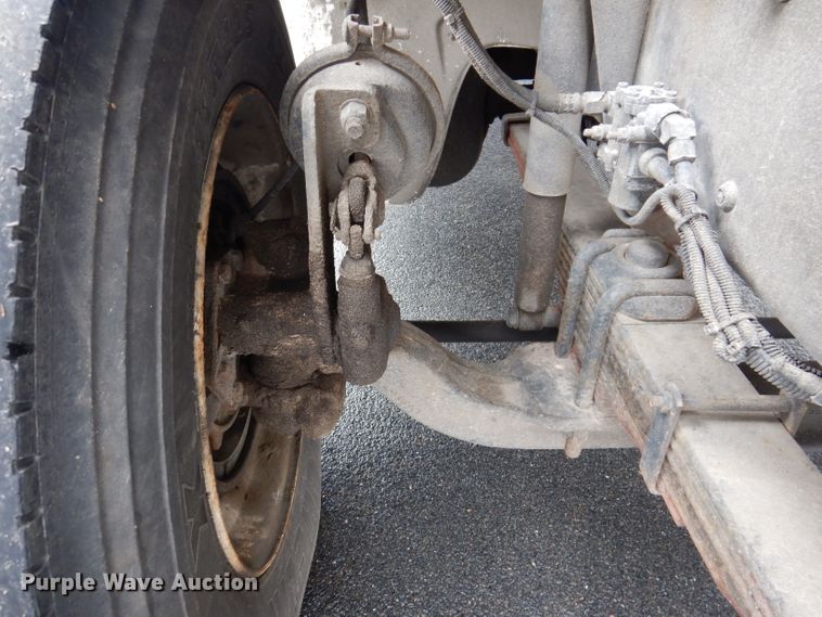 image for item JK9489 2001 Freightliner FL70  bucket truck