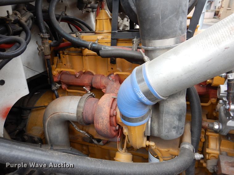 image for item JK9489 2001 Freightliner FL70  bucket truck