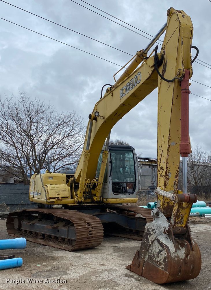 image for item JL9070 2000 Kobelco SK210LC  excavator