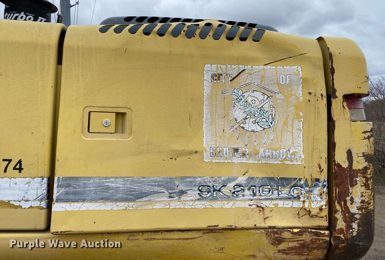 image for item JL9070 2000 Kobelco SK210LC  excavator