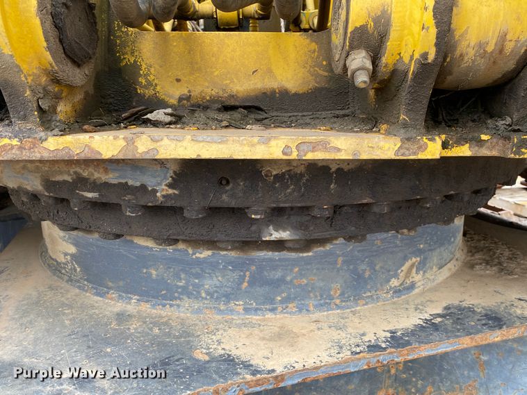 image for item JL9070 2000 Kobelco SK210LC  excavator