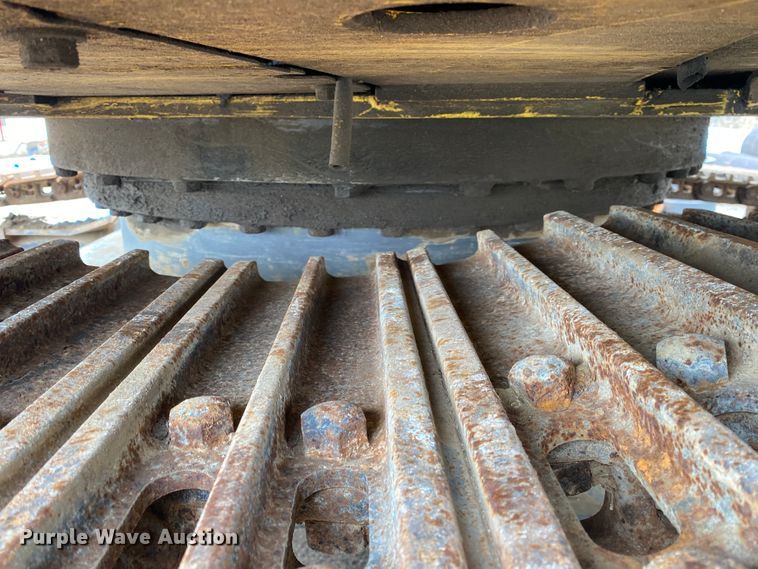 image for item JL9070 2000 Kobelco SK210LC  excavator