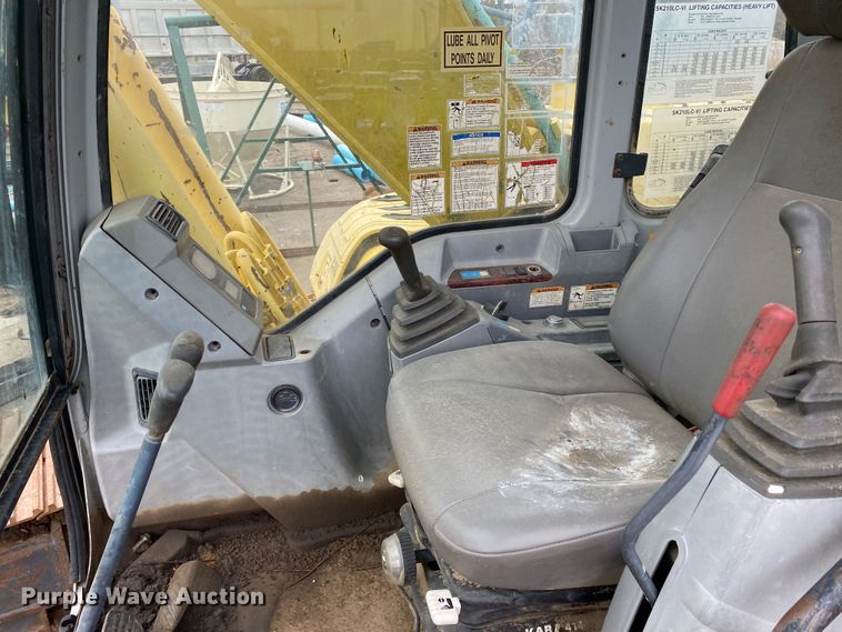 image for item JL9070 2000 Kobelco SK210LC  excavator