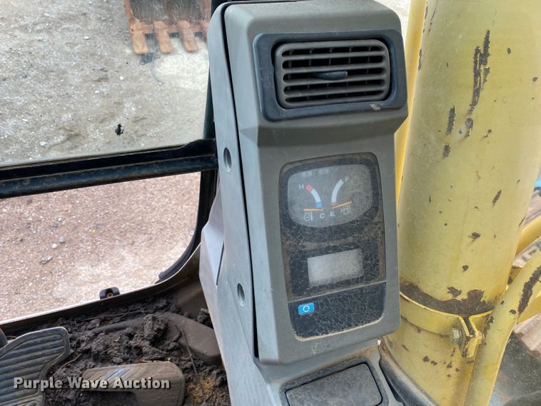 image for item JL9070 2000 Kobelco SK210LC  excavator